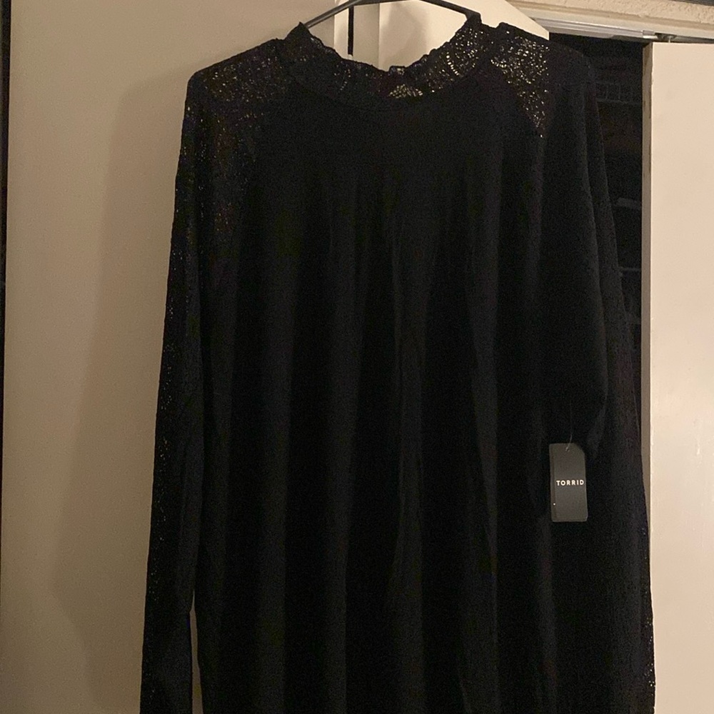 Size 4 Torrid Blouse